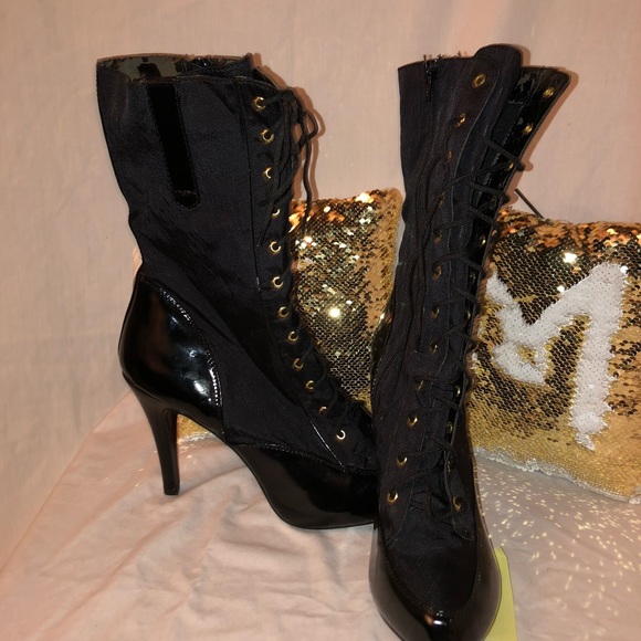 Booty heels - Picture 2 of 3